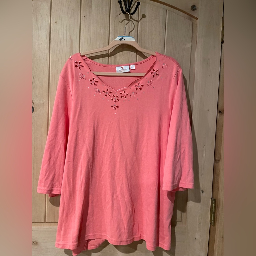 011 Quacker Factory 3X Coral 3/4 length sleeve Tee EUC